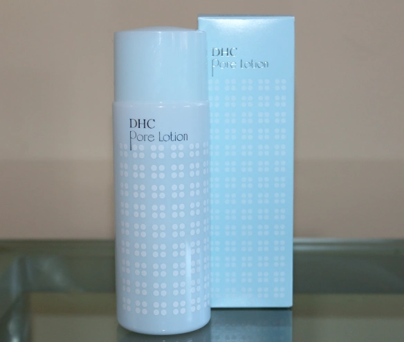 DHC Pore Lotion: Toner untuk Mengatasi Pori-Pori Besar dan Minyak Berlebih